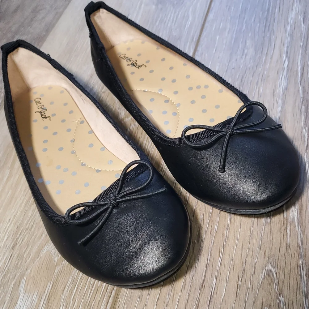 Cat & Jack girl's black ballet dress shoe, flats Size 1